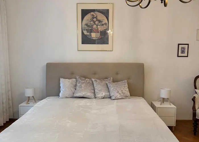 Stadtvillenwohnung Nahe Zentrum / Ruhrfestspielhaus *